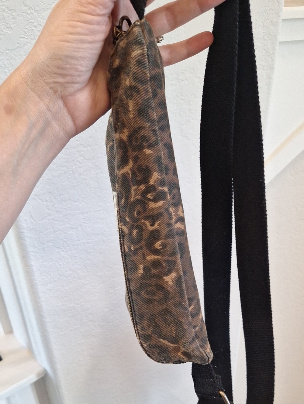Levi's Devon Leopard Print Crossbody Sling Bag Brown & Black - Picture 10 of 14